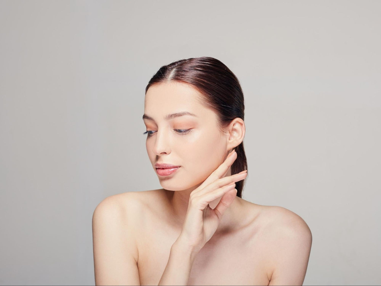 Skincare for Pore Tightening: Clear, Refined Skin
